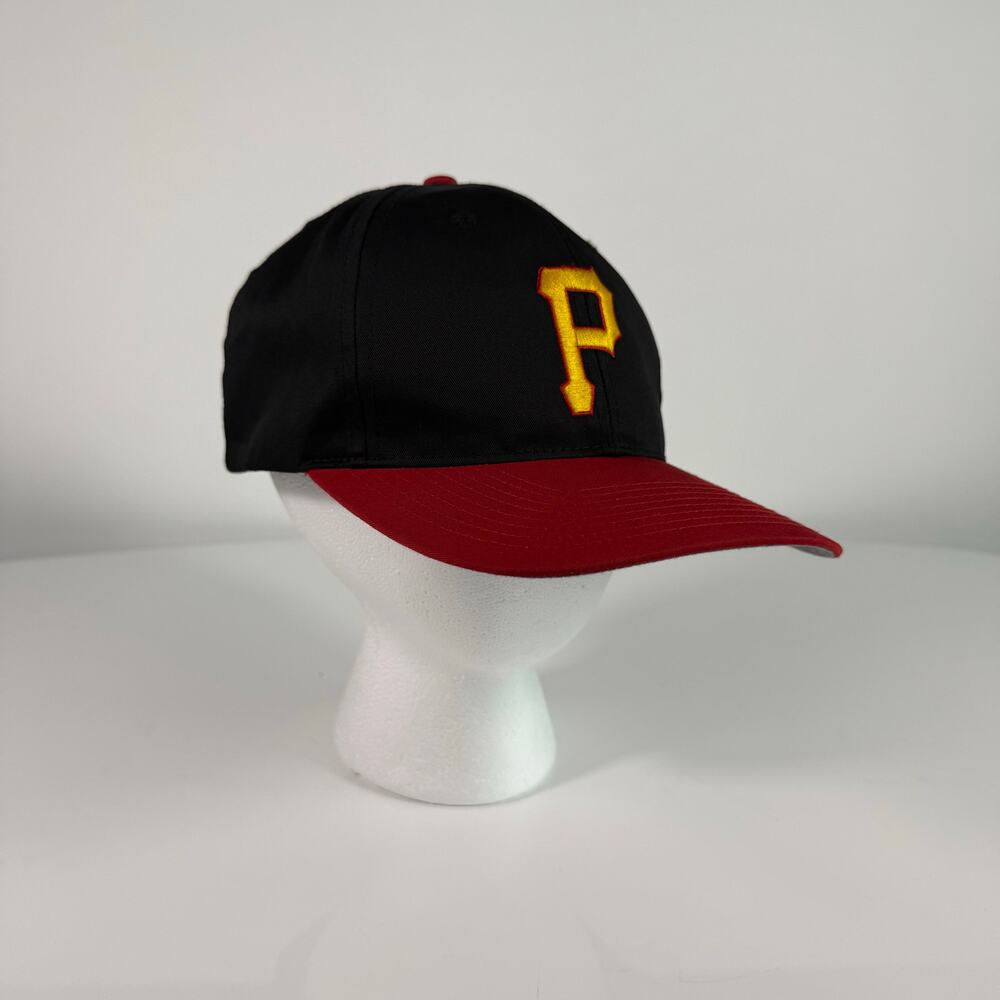 Vintage Pirates Snapback Hat Twins Enterprise Black Red‎ MLB